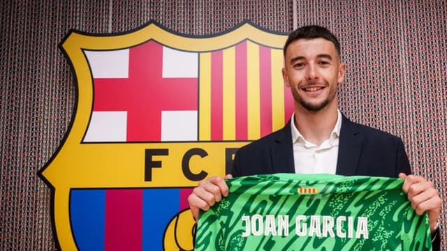 Why Joan Garcia Is Perfect For Barcelonas New Era!